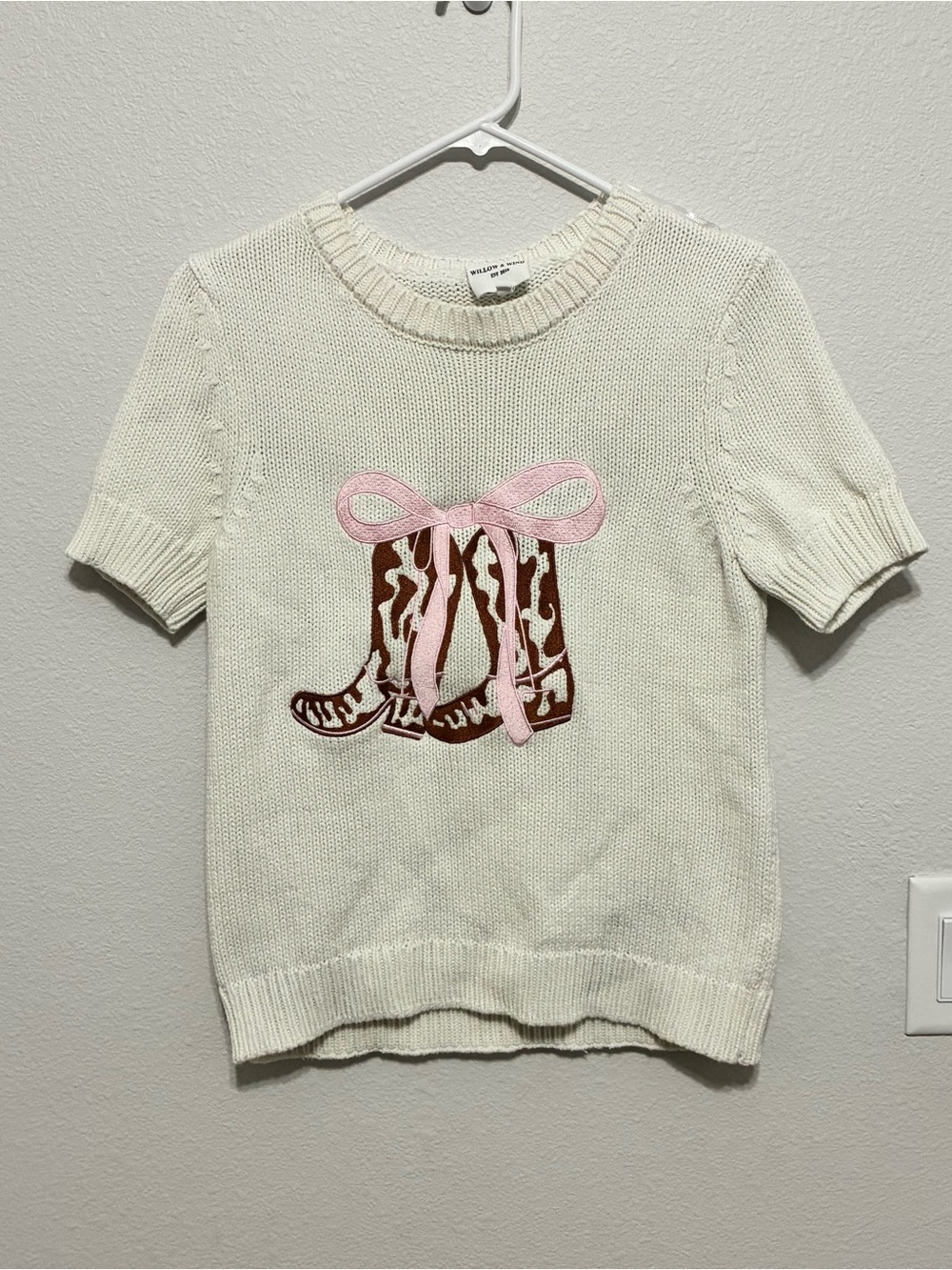 Willow and Wind Cream White Knot Sweater Top with Pink Bow & Brown Boots Small